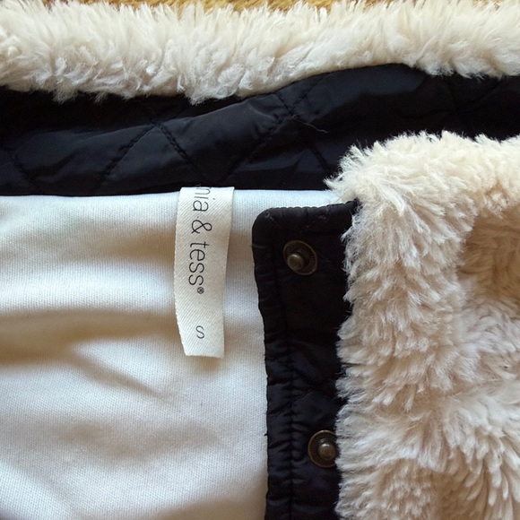 Women's fuzzy sweater - Picture 6 of 6